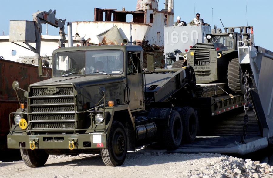  AM General M915 6x4 1978 года  (фото 1 из 1)
